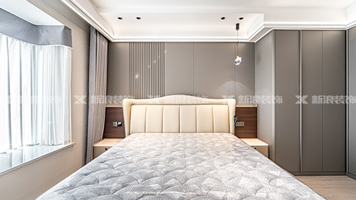 現(xiàn)代簡約 | 東風(fēng)映